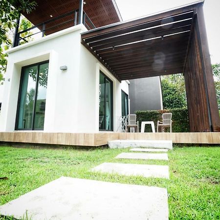 Sea Space Villa Phuket Rawai Exterior photo